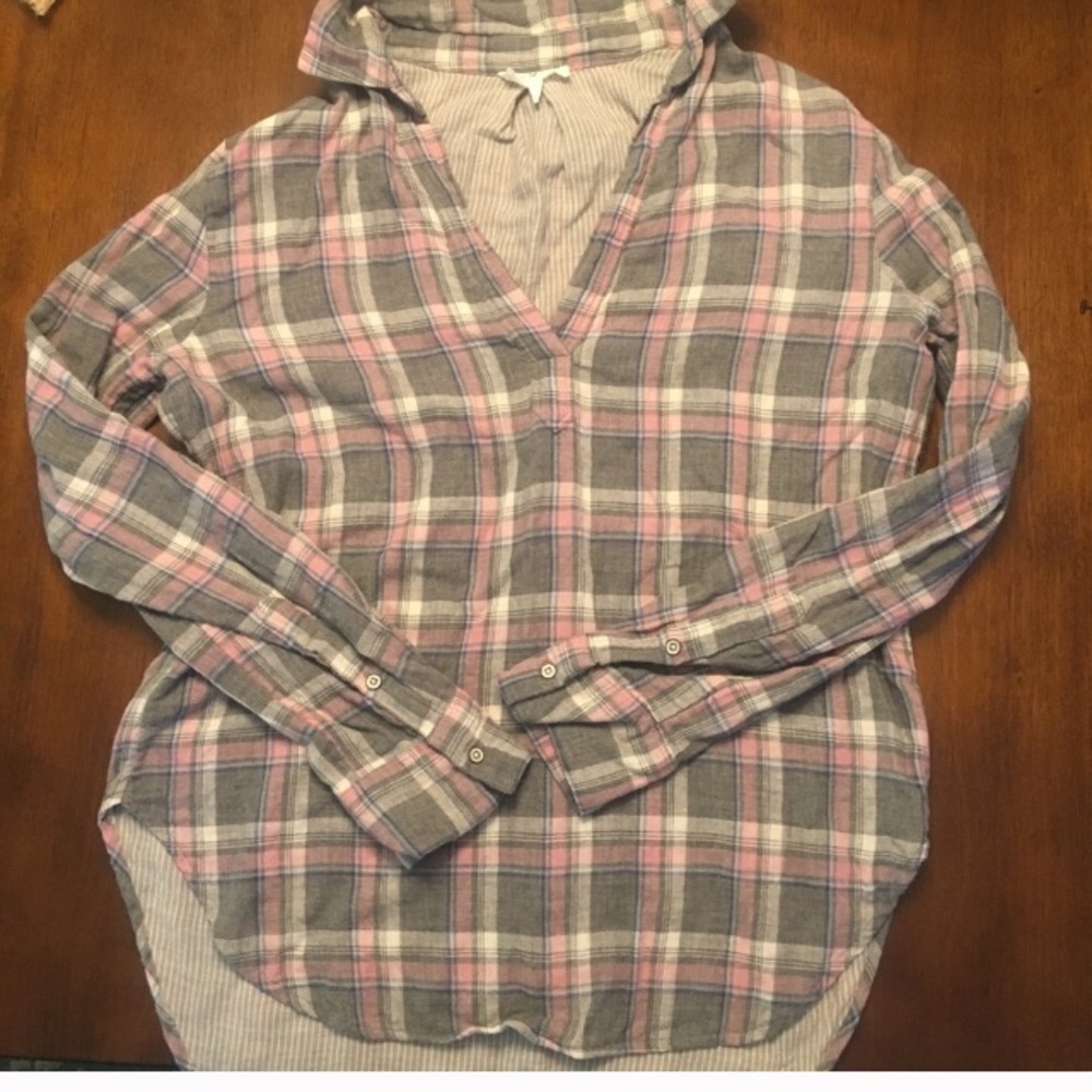 Lou & Grey Pink and Gray Flannel Plaid Popover